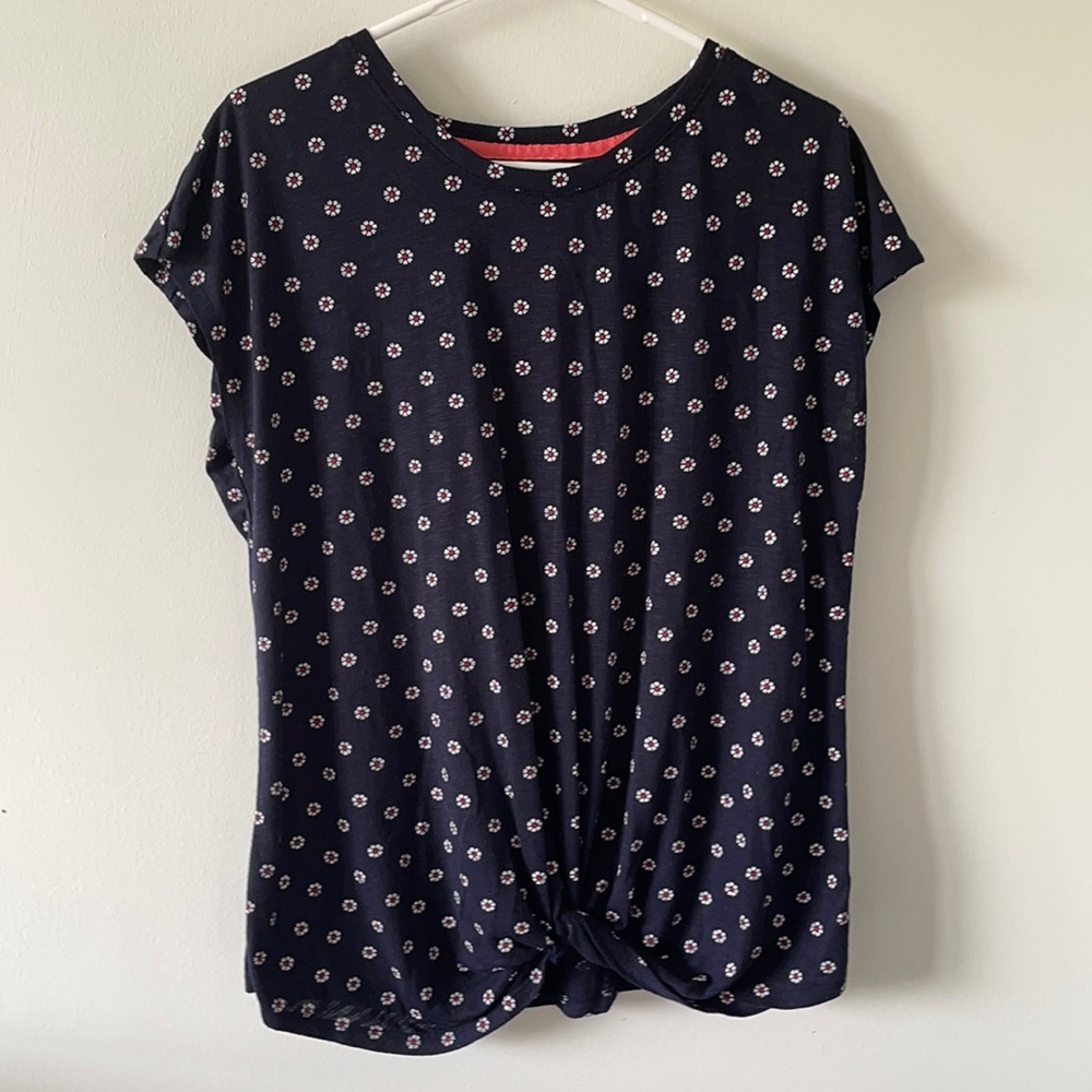 Tee